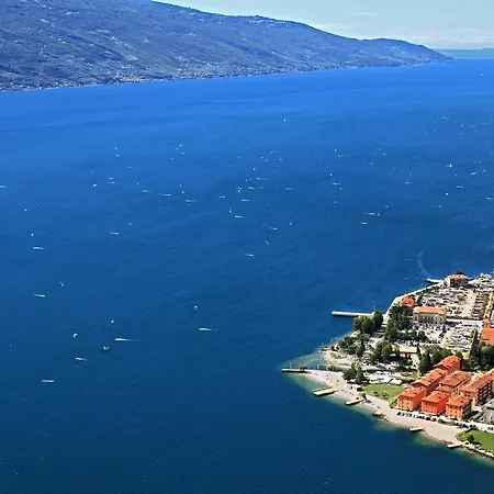 Campione Ora By Gardadomusmea * Campione del Garda