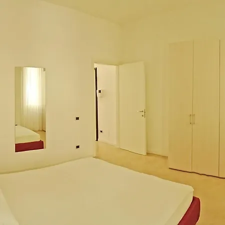 Apartament Campione Ora By Gardadomusmea *
