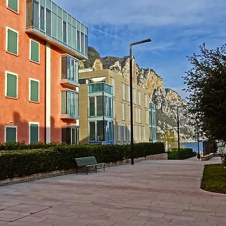 Apartmán Campione Ora By Gardadomusmea *